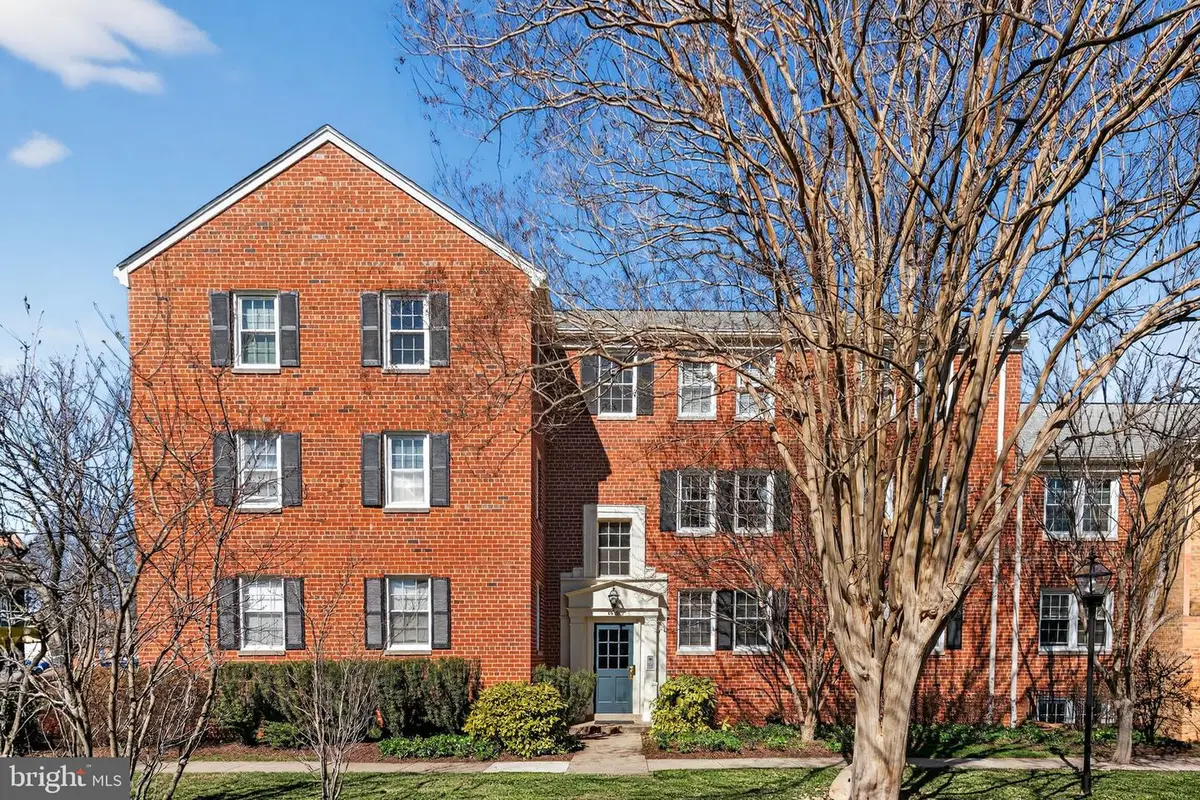 6610 E Wakefield Dr #a2, Alexandria, VA 22307 - #1