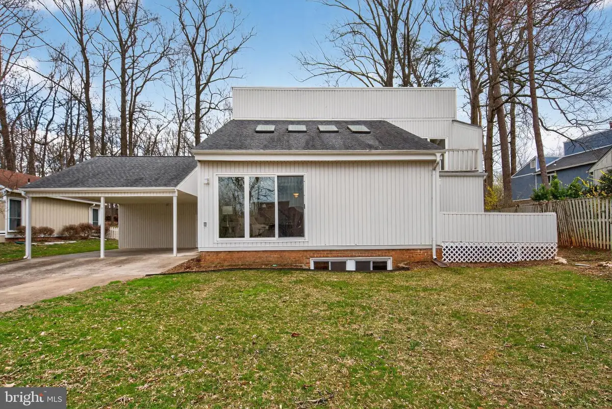 9329 Raintree Rd, Burke, VA 22015 - #1