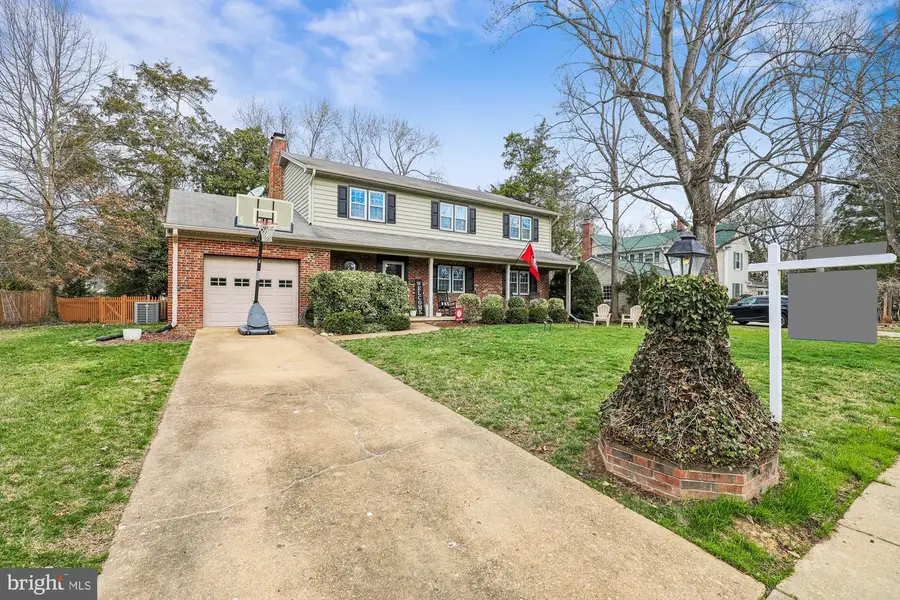 7823 Friars Ct, Alexandria, VA 22306 - #2