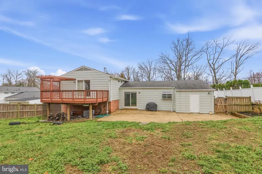 9204 Ashmeade Dr, Fairfax, VA 22032 - #3