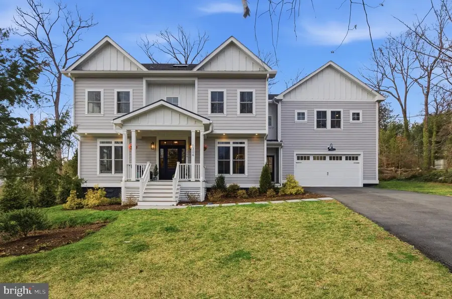 1304 Gahant Rd, Alexandria, VA 22308 - #2