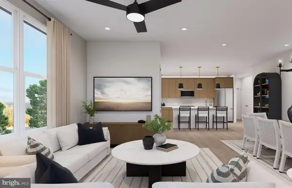 9475 Sprague Ave #613, FAIRFAX, VA 22031