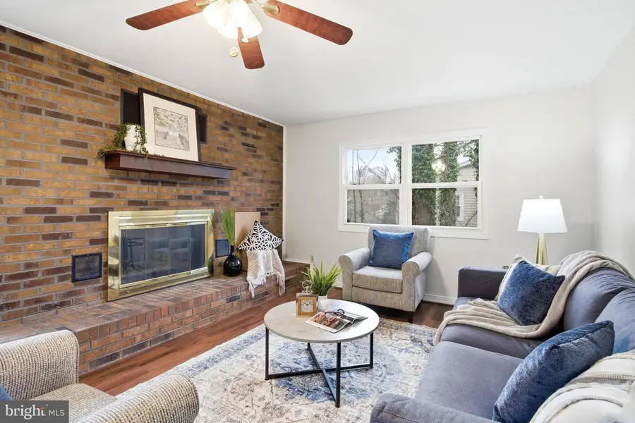 6207 Gemini Ct, Burke, VA 22015 - #2