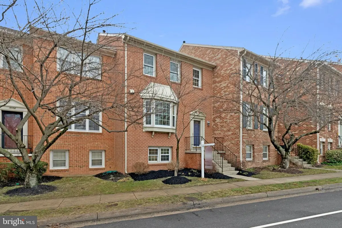 10106 Bushman Dr, Oakton, VA 22124 - #1