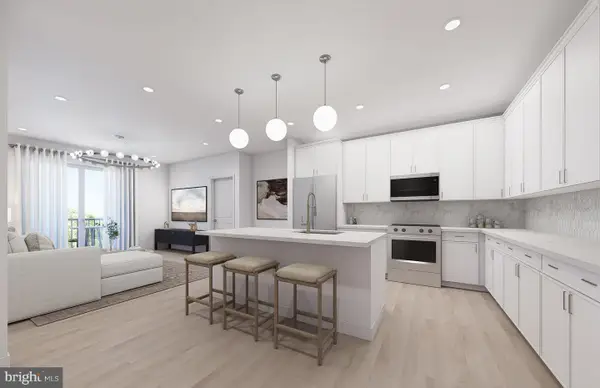 9475 Sprague Ave #611, FAIRFAX, VA 22031