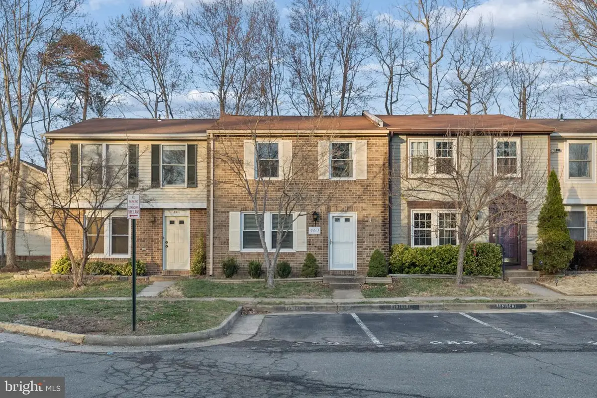 8213 Claremont Woods Dr, Alexandria, VA 22309 - #1