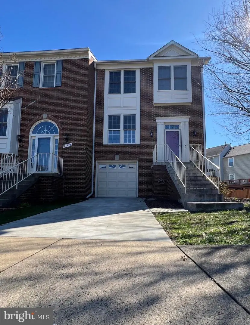 14217 Belt Buckle Ct, Centreville, VA 20121 - #1