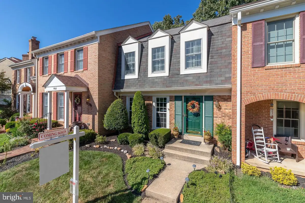 9820 Burke Pond Ln, Burke, VA 22015 - #1