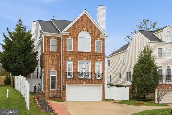 1628 Great Falls St, MCLEAN, VA 22101