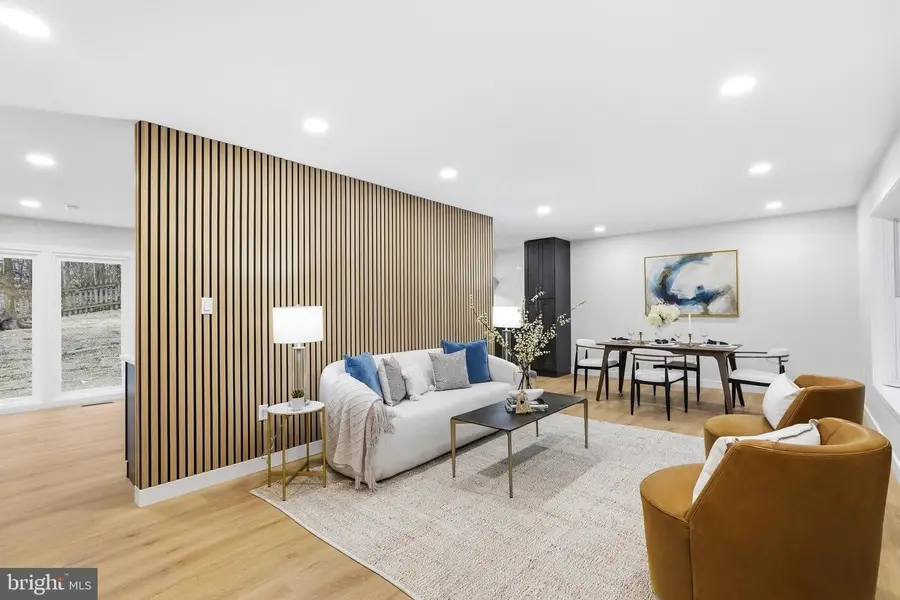 7204 Joshua Tree Ln, Springfield, VA 22152 - #2