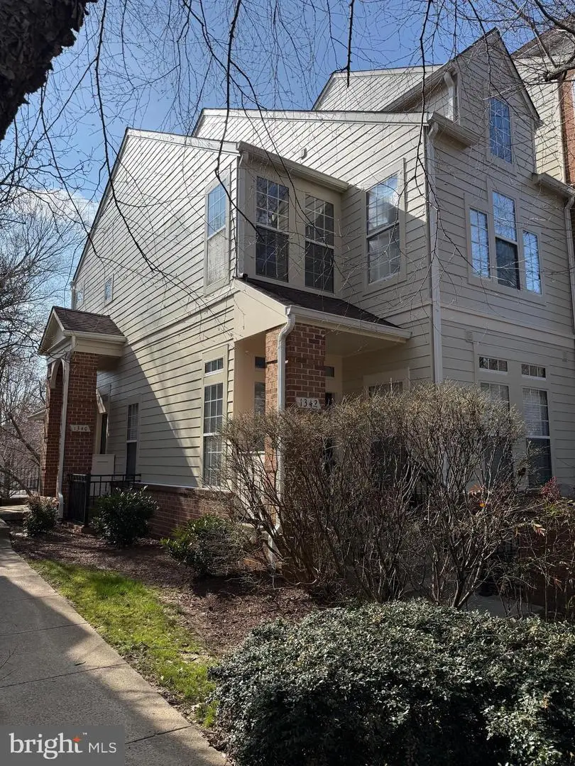 1342 Garden Wall Cir #503, Reston, VA 20194 - #3