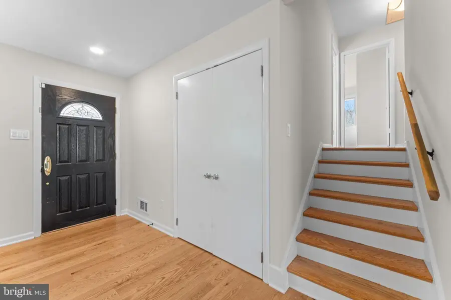 7448 Long Pine Dr, Springfield, VA 22151 - #3