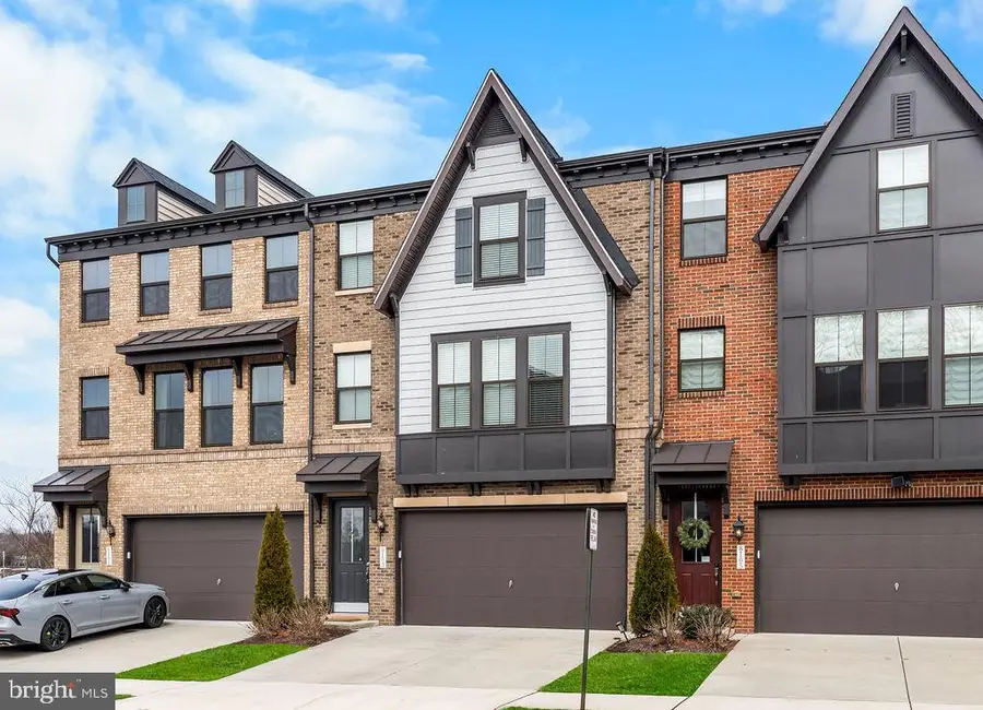 8103 Zoe Pl, Alexandria, VA 22306 - #2