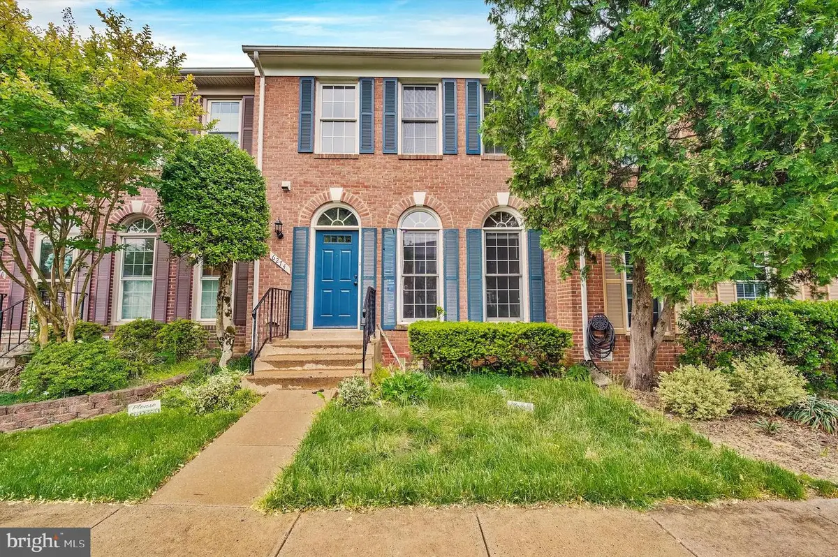 6274 Walkers Croft Way, Alexandria, VA 22315 - #1