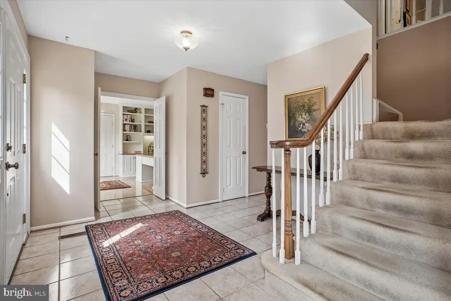 5705 Patrick Oroarke Ct, Fairfax Station, VA 22039 - #2