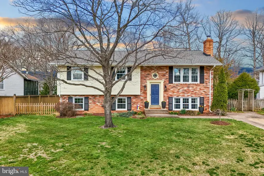 15014 Tarleton Dr, Centreville, VA 20120 - #3