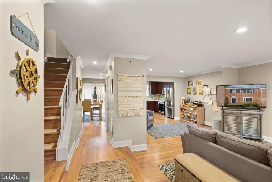 5528 Falmead Rd, Fairfax, VA 22032 - #3