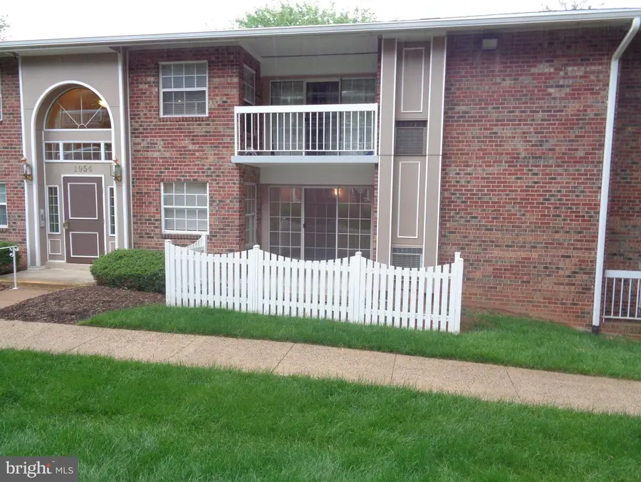 1954 Kennedy Dr #104, McLean, VA 22102 - #3