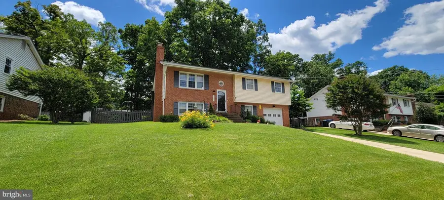 14821 Wood Home Rd, Centreville, VA 20120 - #2