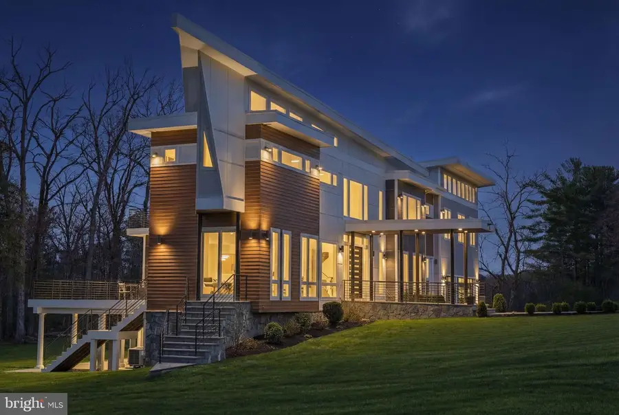 2368 Hunter Mill Rd, Vienna, VA 22181 - #3
