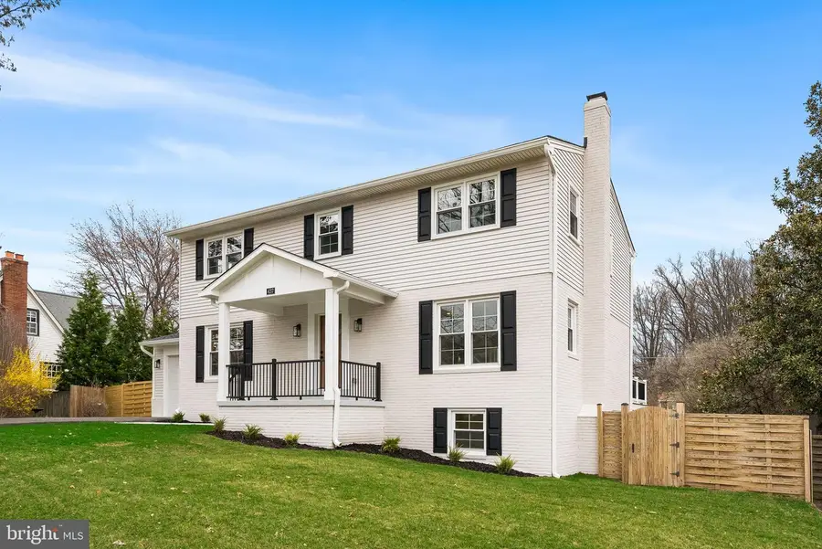 437 Glyndon St Ne, Vienna, VA 22180 - #3