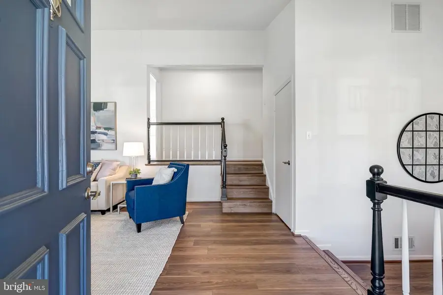 10409 Ashcroft Way, Fairfax, VA 22032 - #3