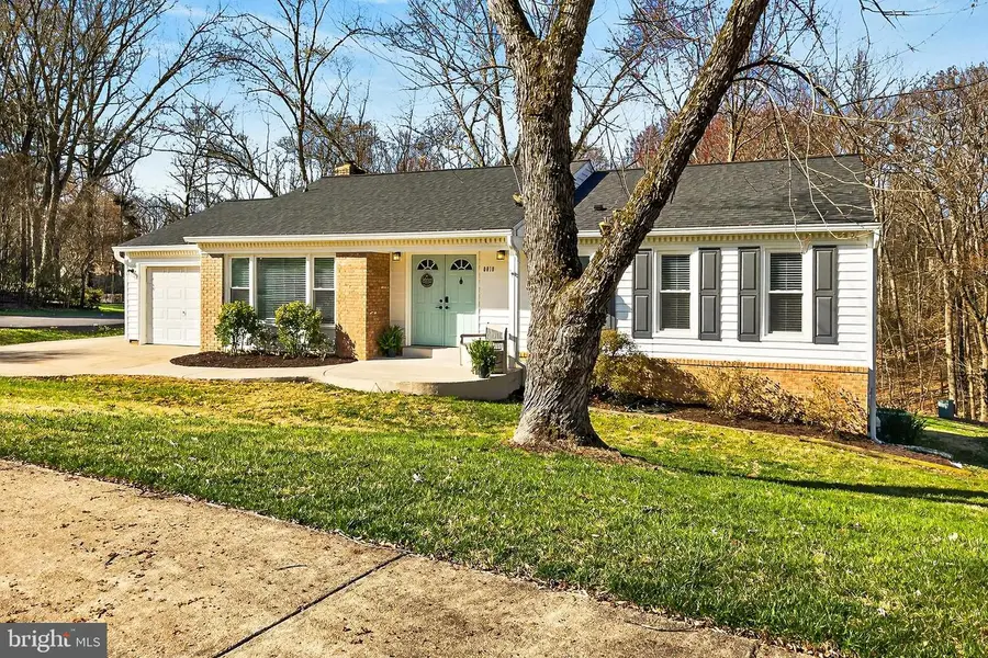 8010 Rockwood Ct, Springfield, VA 22153 - #3