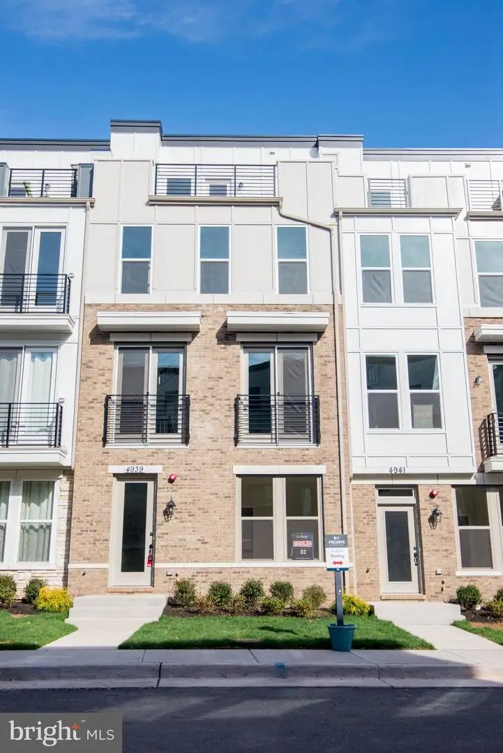 4939 Trail Vista Ln, Chantilly, VA 20151 - #1