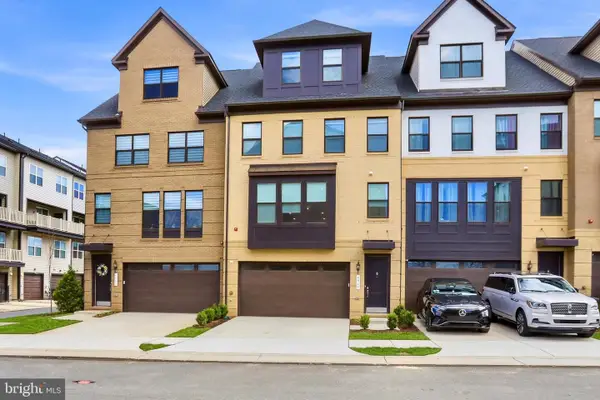 4965 Longmire Way, CHANTILLY, VA 20151