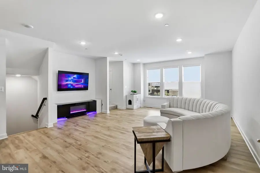 4965 Longmire Way, Chantilly, VA 20151 - #3