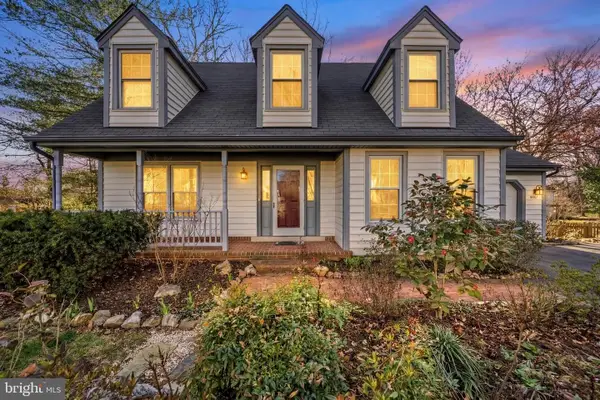 9101 Blue Jug Lndg, BURKE, VA 22015