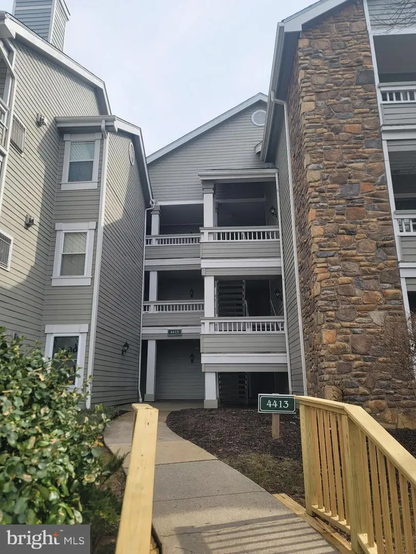 4413 Fair Stone Dr #105, Fairfax, VA 22033 - #1