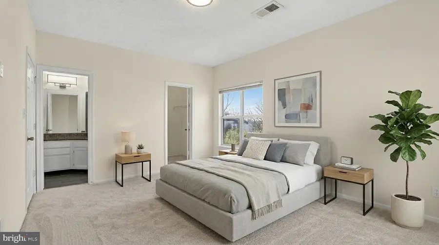 14322 Climbing Rose Way #306, Centreville, VA 20121 - #2