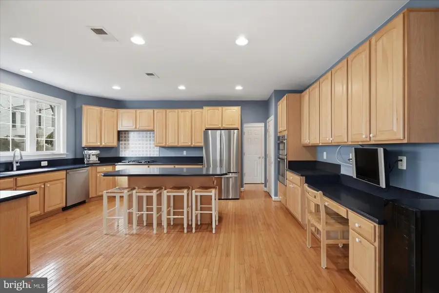 12967 Highland Oaks Ct, Fairfax, VA 22033 - #2