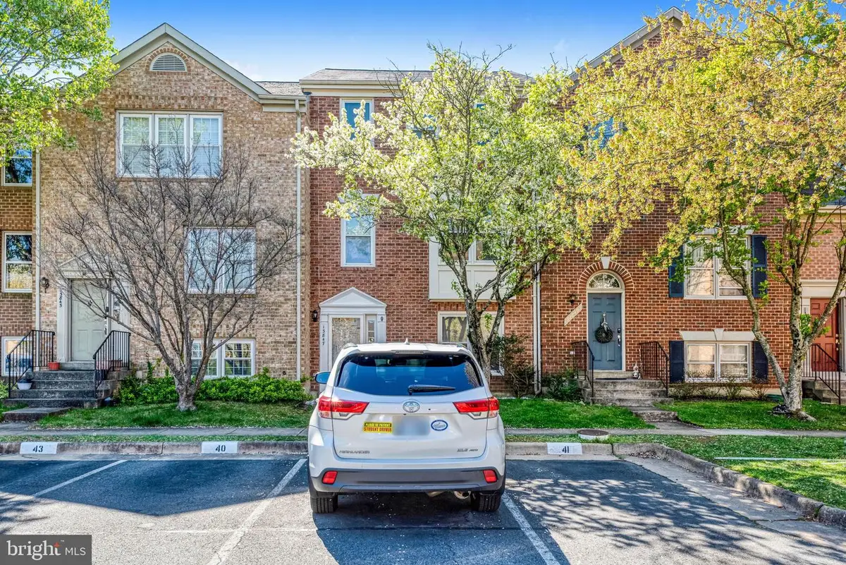 13847 Coleman Ct, Centreville, VA 20120 - #1