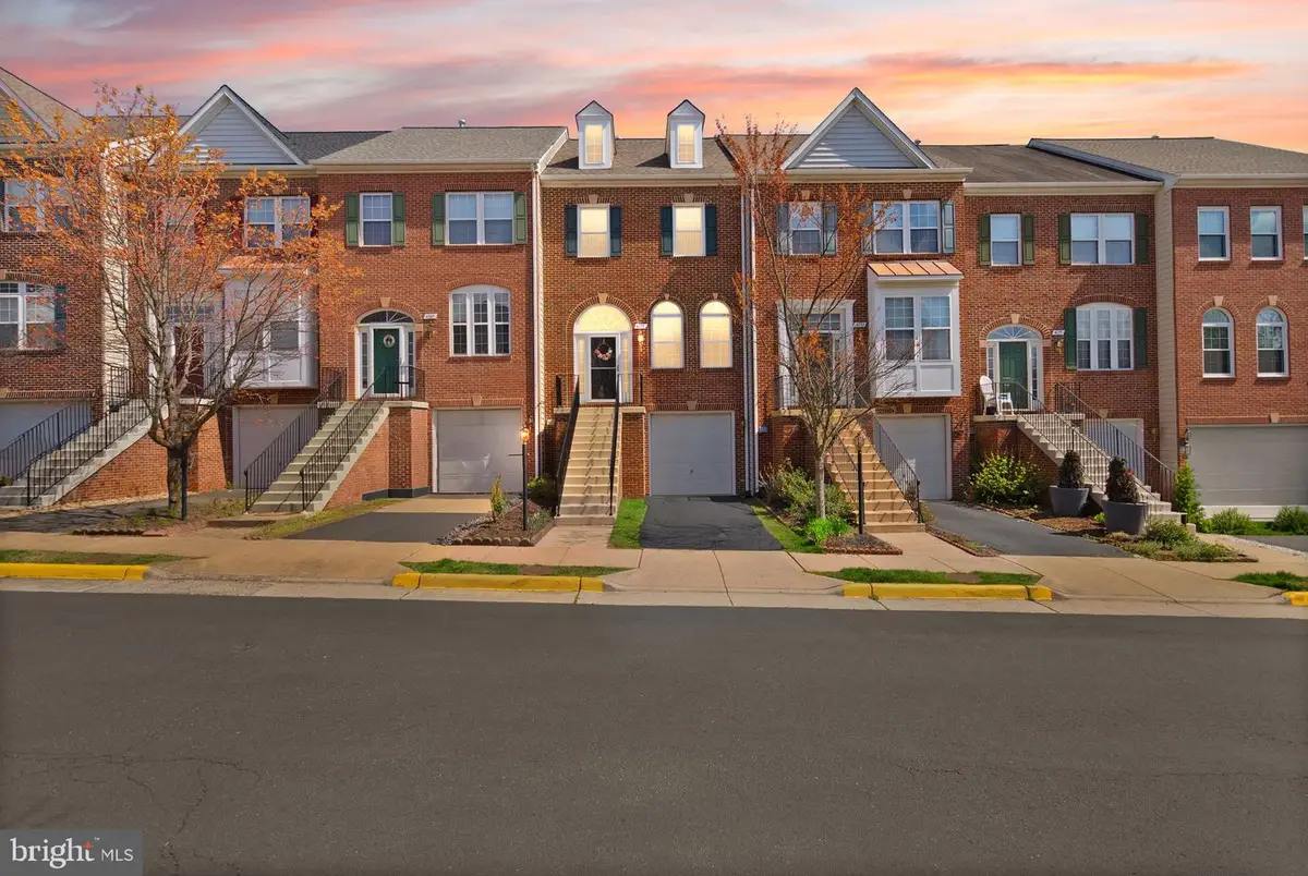 4171 Jeremy Grv, Fairfax, VA 22030 - #1