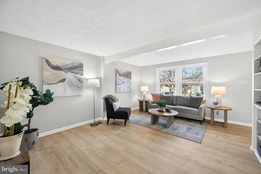 8225 Burning Forest Ct, Springfield, VA 22153 - #3