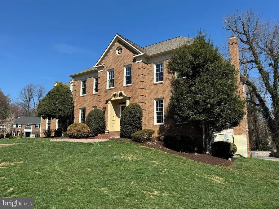 2407 Lellah Ct, Dunn Loring, VA 22027 - #2