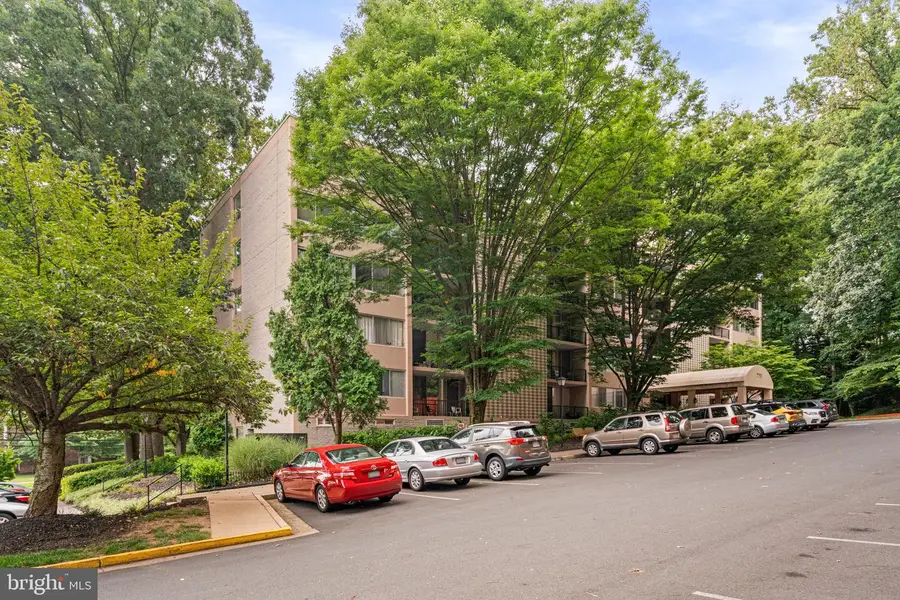 7753 Patriot Dr #46, Annandale, VA 22003 - #2