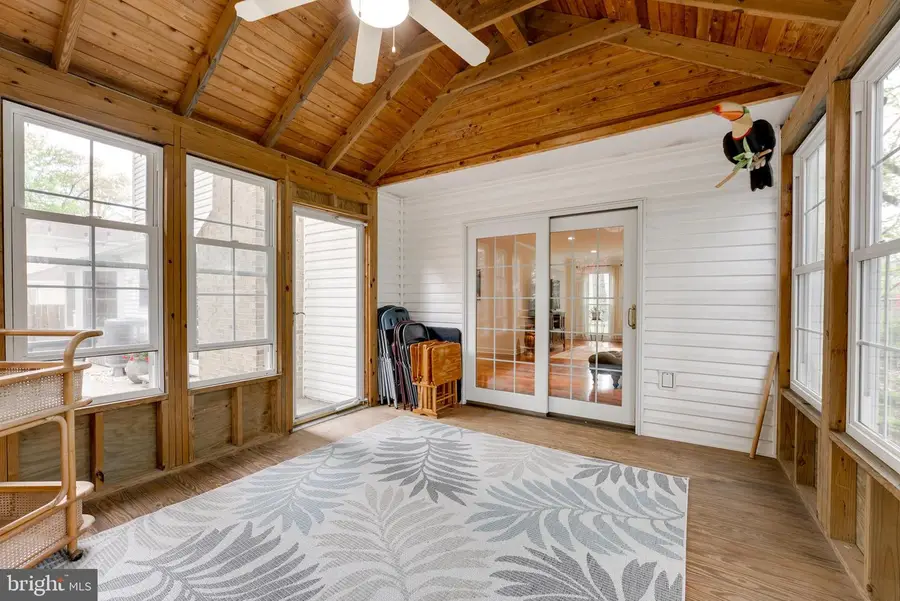 10727 Shingle Oak Ct, Burke, VA 22015 - #2