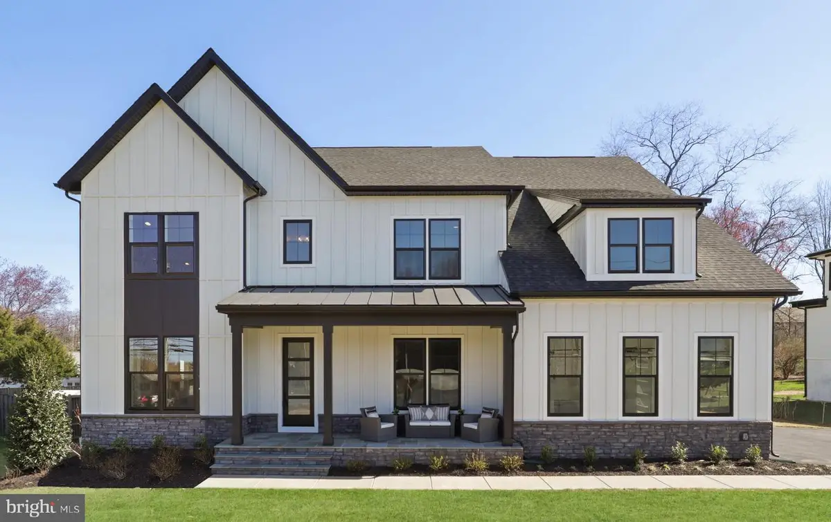 11704 Foxvale Ct, Oakton, VA 22124 - #1