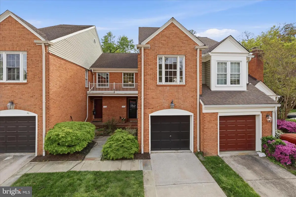 1915 Duffield Ln, Alexandria, VA 22307 - #1