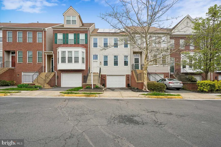 14706 Deer Lake Ct, Centreville, VA 20120 - #3