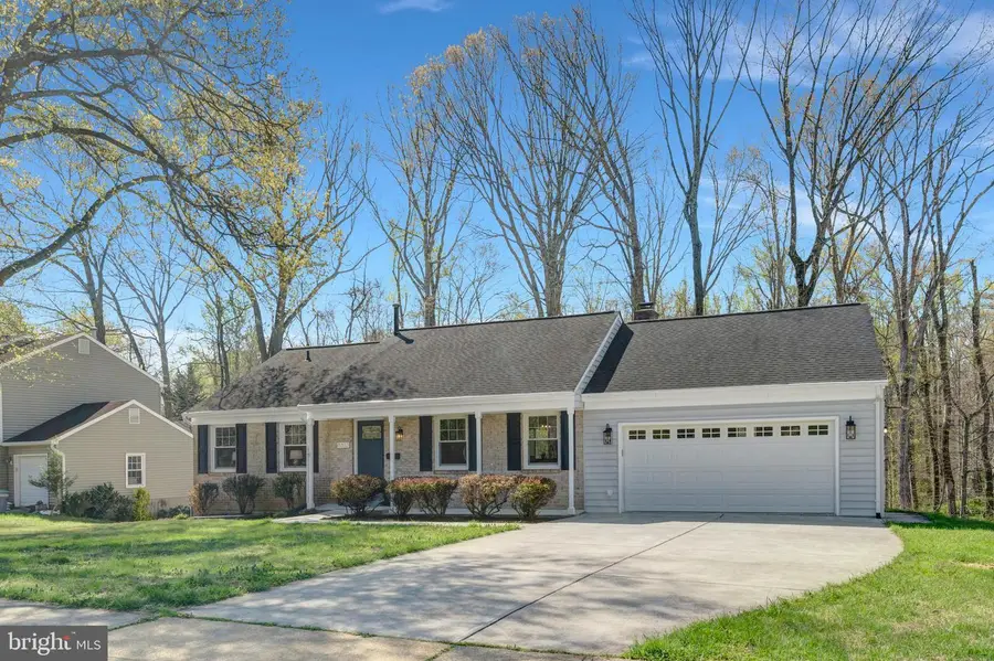 8813 Queen Elizabeth Blvd, Annandale, VA 22003 - #2