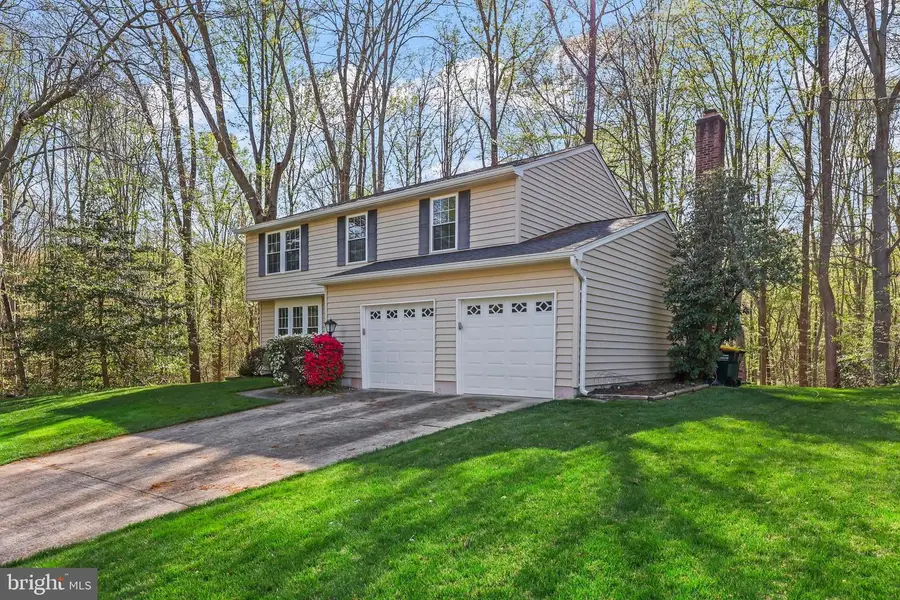 7803 Roundabout Way, Springfield, VA 22153 - #2