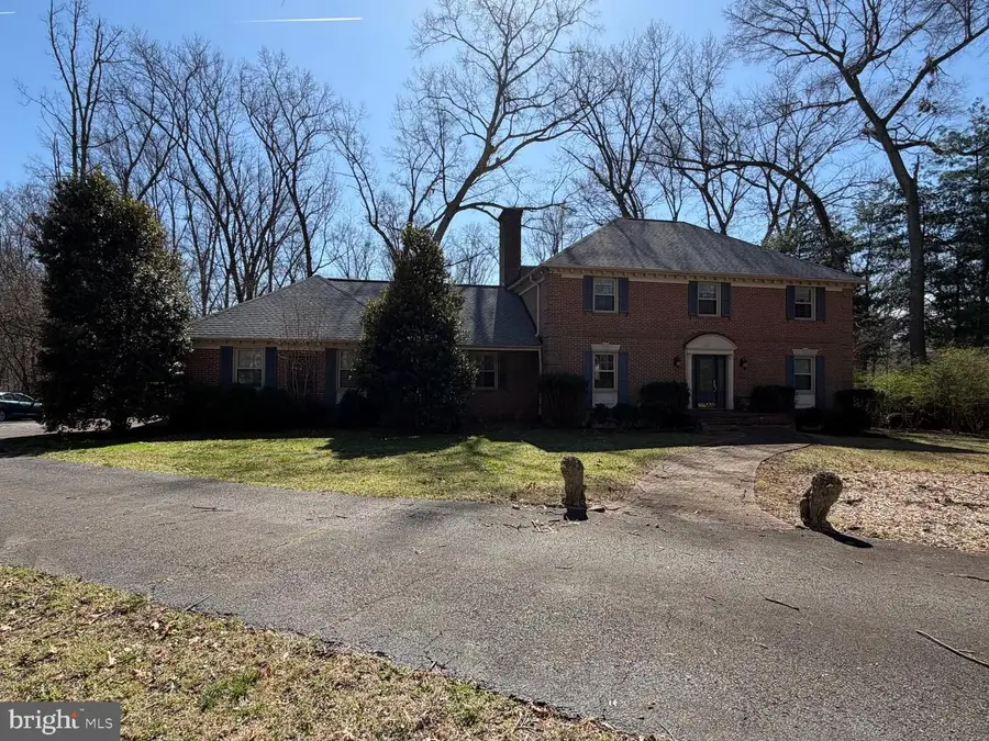 10947 Lawyers Rd, Reston, VA 20191 - #2