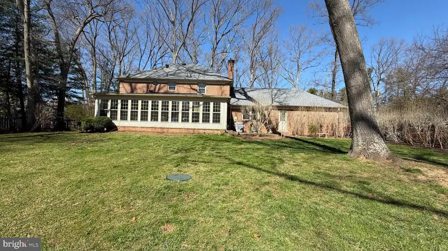 10947 Lawyers Rd, Reston, VA 20191 - #3