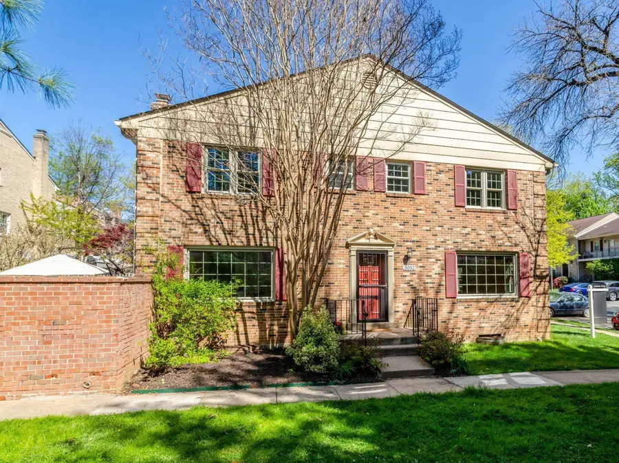 3032 Seven Oaks Pl, Falls Church, VA 22042 - #3