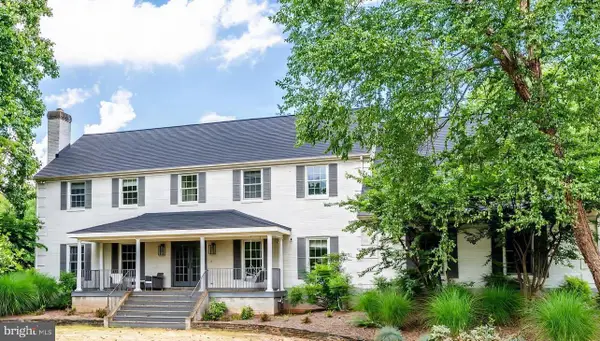 11748 Thomas Ave, GREAT FALLS, VA 22066