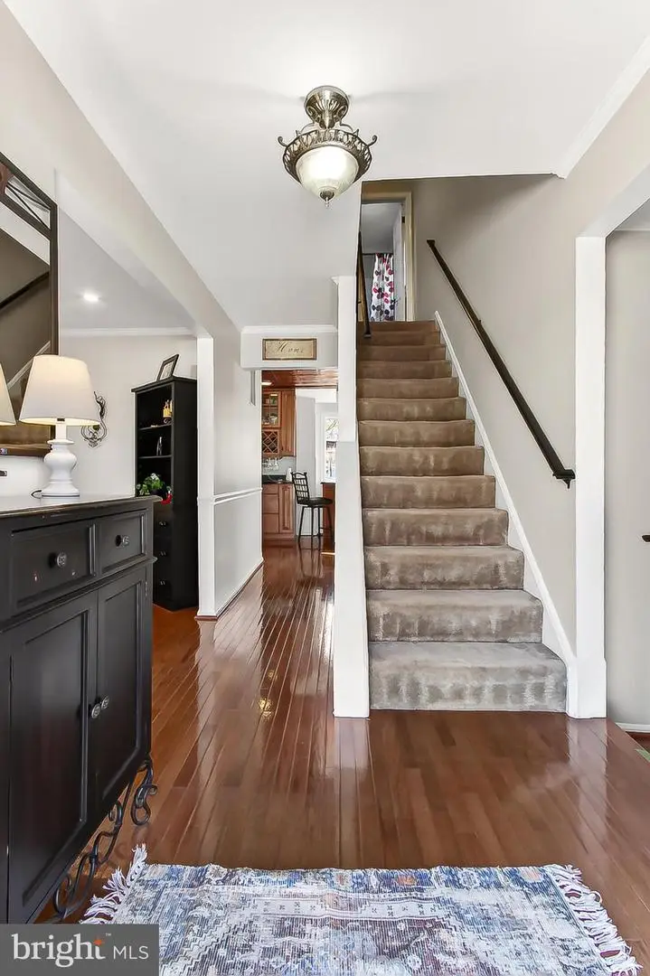 9056 Brook Ford Rd, Burke, VA 22015 - #3